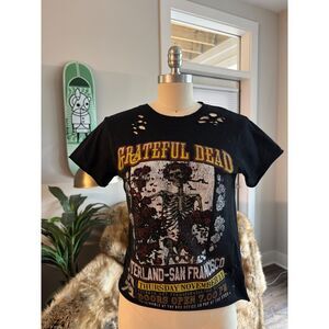 Grateful Dead Distressed Graphic Tee